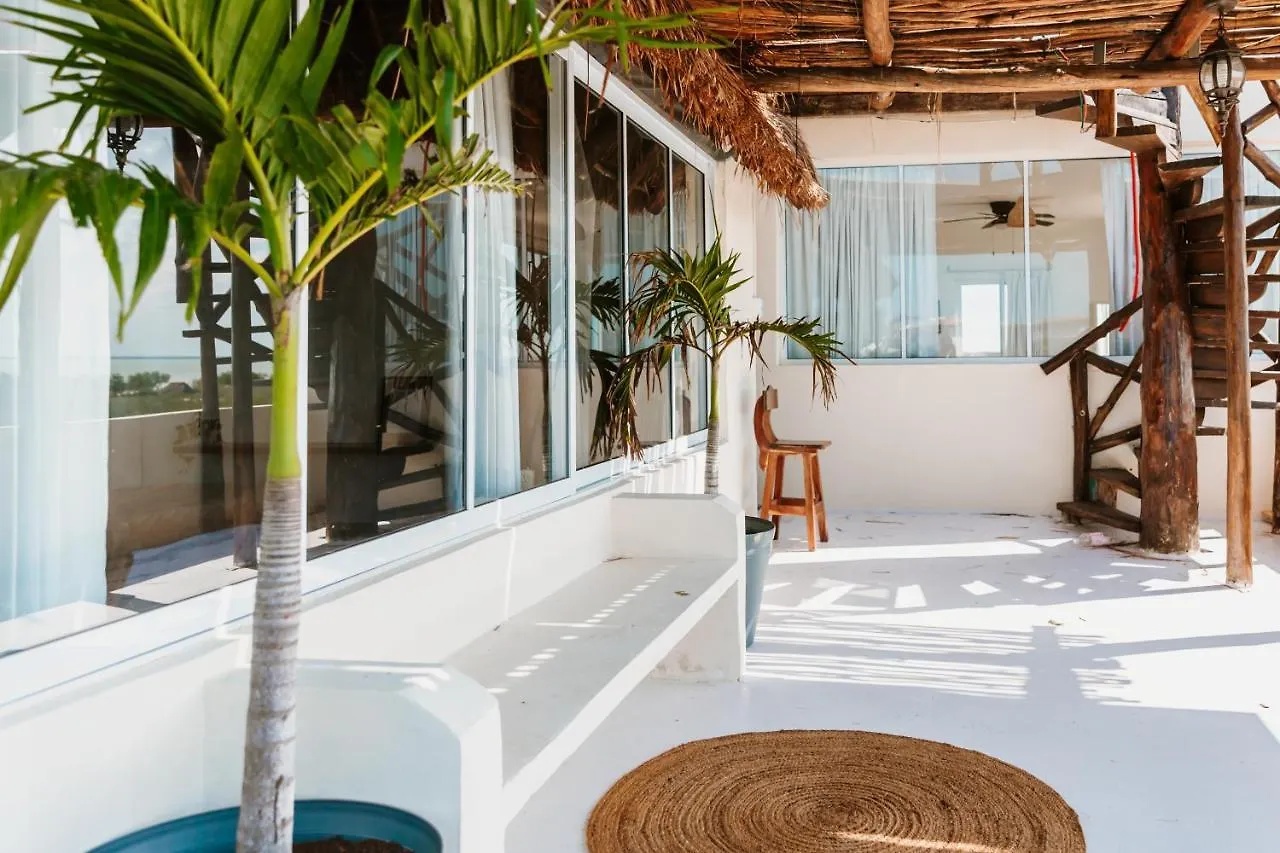 Casa Poeta Holbox Hotel